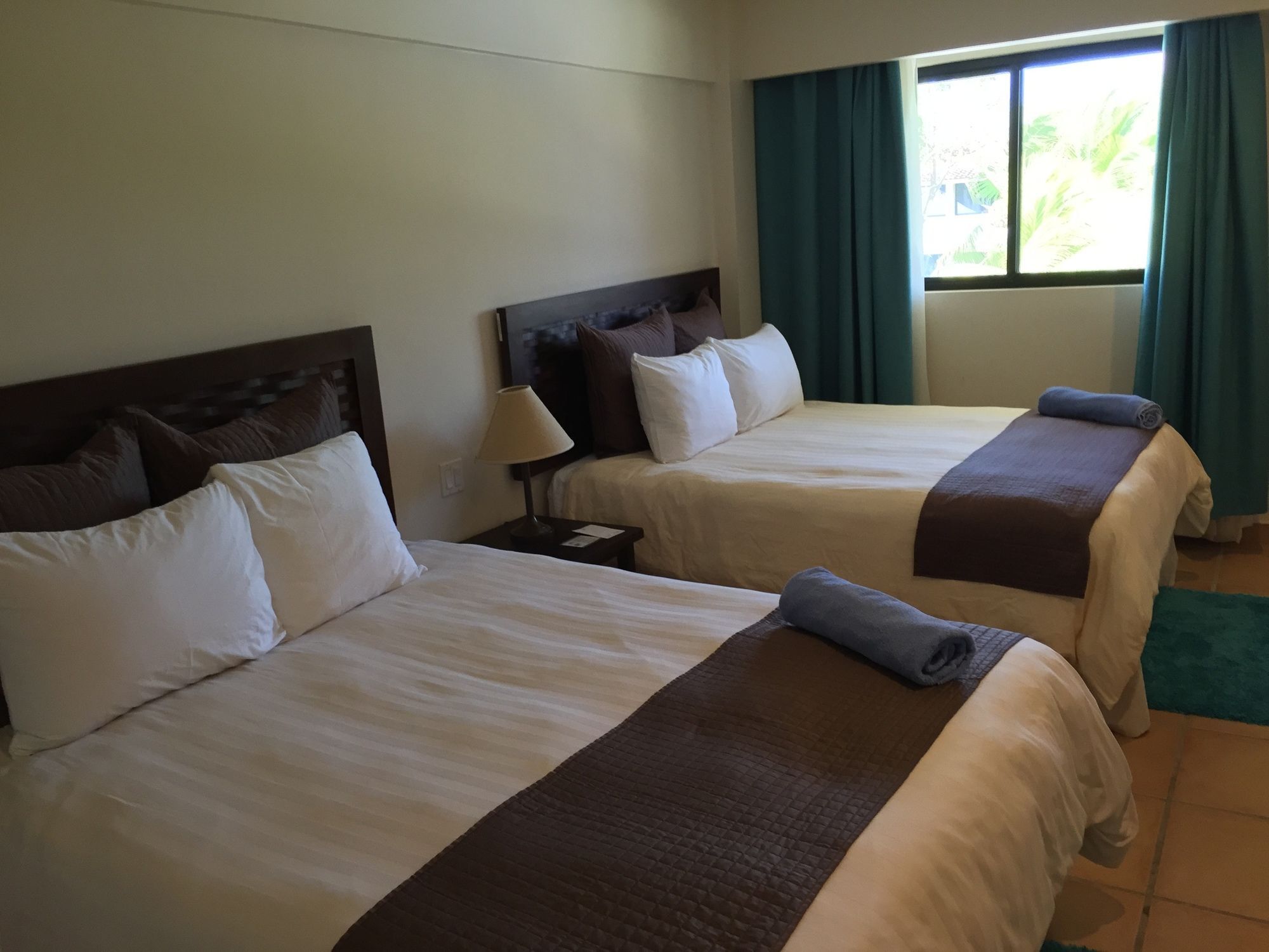 Coronado Luxury Club & Suites ปลายา โกโรนาโด ภายนอก รูปภาพ